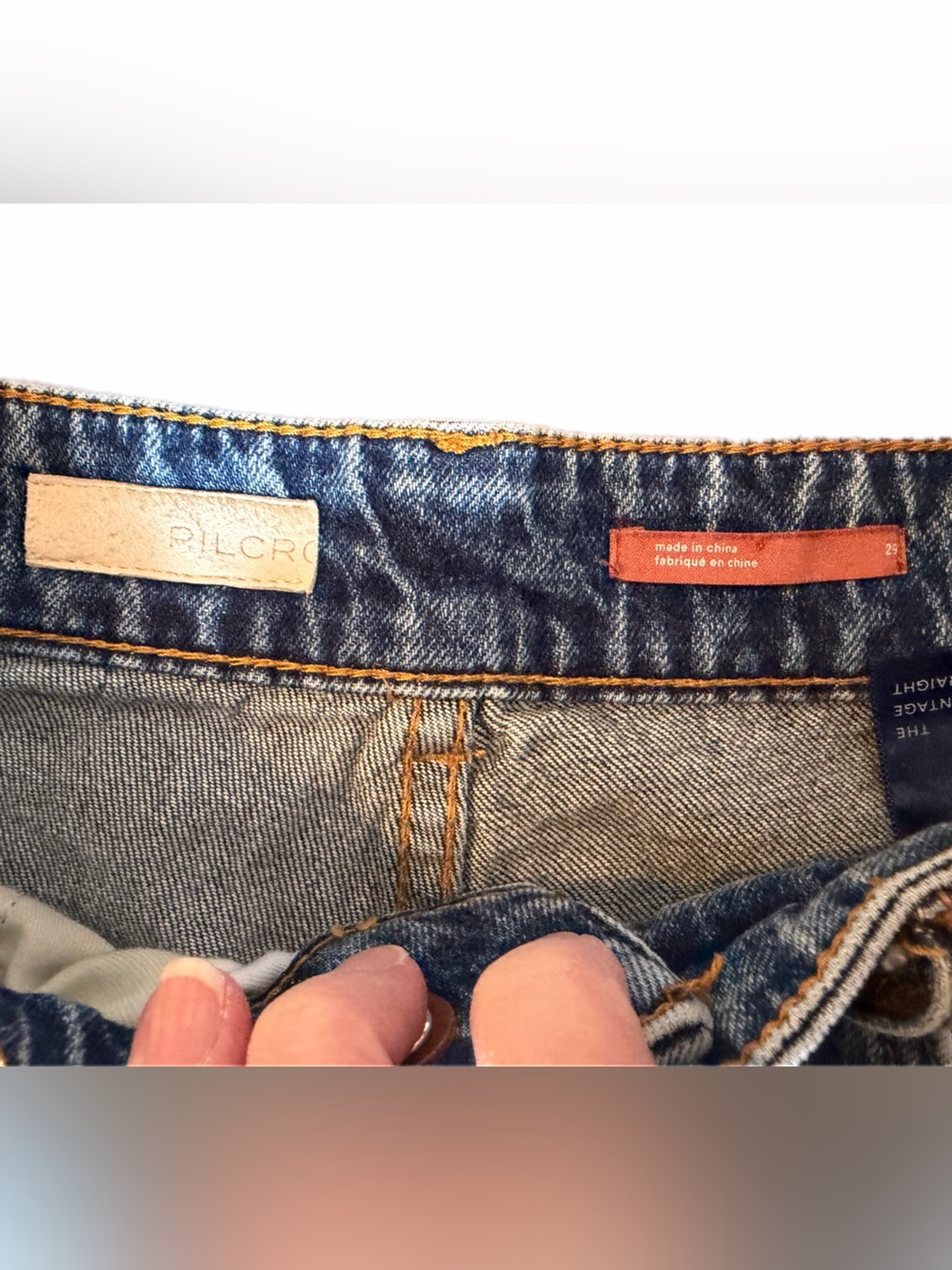Pilcro Vintage Straight Distressed Blue High-Rise jeans size 29 like new - Picture 9 of 15
